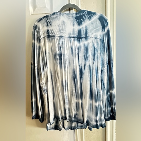 American Vintage blue tie-dye 1X shirt - Picture 4 of 6